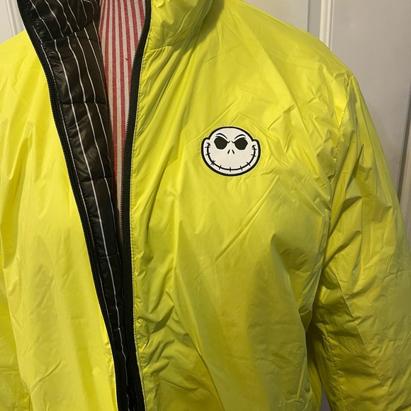 Jack Skellington Puffy Jacket for Adults - Picture 6 of 6